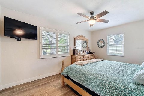 Casa en venta en Kenneth City, Florida, 2 dormitorios, 112.13 m2 № 1910696 - foto 24