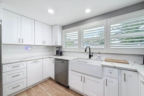 Casa en venta en Kenneth City, Florida, 2 dormitorios, 112.13 m2 № 1910696 - foto 16