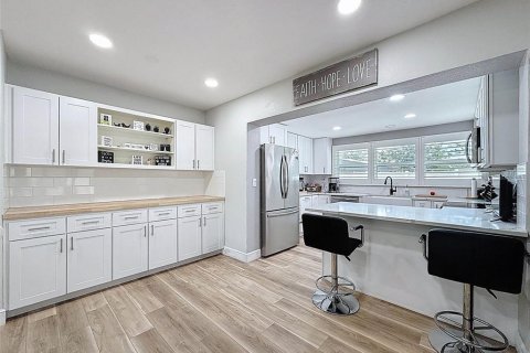 Casa en venta en Kenneth City, Florida, 2 dormitorios, 112.13 m2 № 1910696 - foto 14