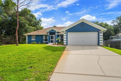 House in Palm Bay, Florida 3 bedrooms, 172.61 sq.m. № 2113595 - photo 2