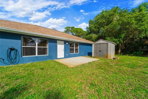 House in Palm Bay, Florida 3 bedrooms, 172.61 sq.m. № 2113595 - photo 28