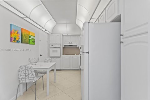 Снять в аренду кондоминиум в Холливуд, Флорида 1 спальня, 75.44м2, № 1955763 - фото 20