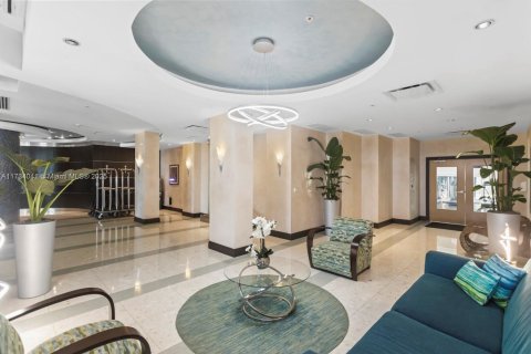 Снять в аренду кондоминиум в Холливуд, Флорида 1 спальня, 75.44м2, № 1955763 - фото 23