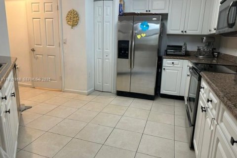 Condominio en venta en Doral, Florida, 2 dormitorios, 115.2 m2 № 1982259 - foto 6