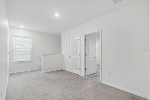 Casa en venta en Odessa, Florida, 5 dormitorios, 227.33 m2 № 2258465 - foto 29