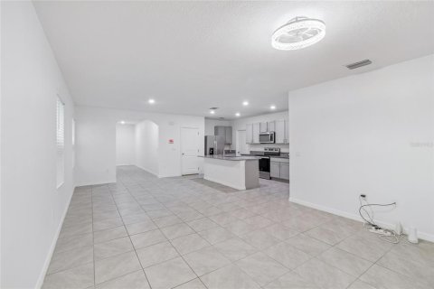 Casa en venta en Odessa, Florida, 5 dormitorios, 227.33 m2 № 2258465 - foto 17