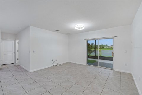 Casa en venta en Odessa, Florida, 5 dormitorios, 227.33 m2 № 2258465 - foto 15