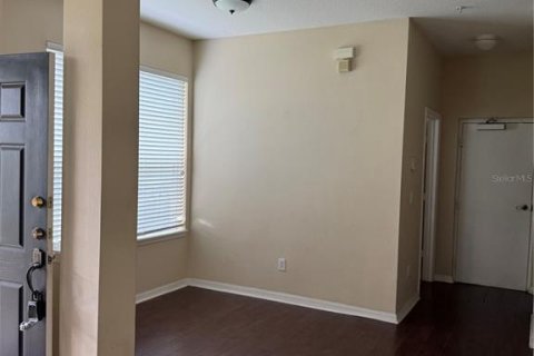Condo in Sanford, Florida, 3 bedrooms  № 1908500 - photo 3