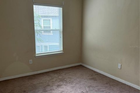 Condo in Sanford, Florida, 3 bedrooms  № 1908500 - photo 12