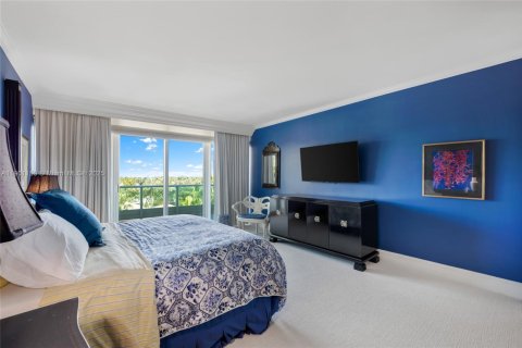 Condo in Aventura, Florida, 2 bedrooms  № 1953695 - photo 12