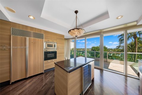 Condo in Aventura, Florida, 2 bedrooms  № 1953695 - photo 5