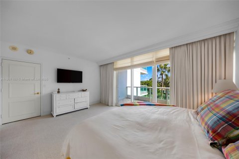 Condo in Aventura, Florida, 2 bedrooms  № 1953695 - photo 20