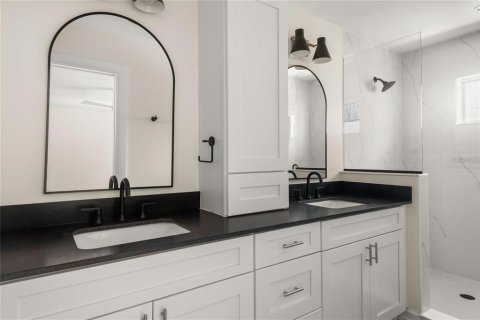 Touwnhouse à vendre à Orlando, Floride: 3 chambres, 202.62 m2 № 2107640 - photo 19