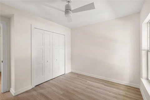 Touwnhouse à vendre à Orlando, Floride: 3 chambres, 202.62 m2 № 2107640 - photo 15