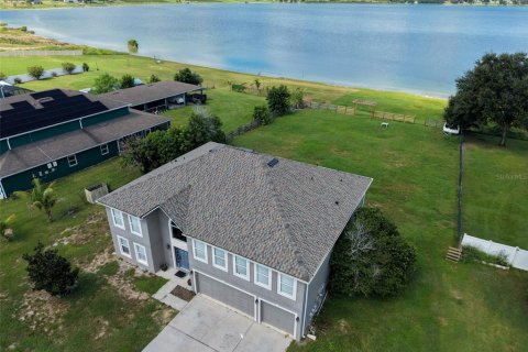 Casa en venta en Eagle Lake, Florida, 6 dormitorios, 364.18 m2 № 2424064 - foto 2