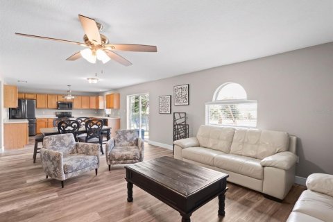 Casa en venta en Eagle Lake, Florida, 6 dormitorios, 364.18 m2 № 2424064 - foto 12