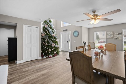 Casa en venta en Eagle Lake, Florida, 6 dormitorios, 364.18 m2 № 2424064 - foto 5