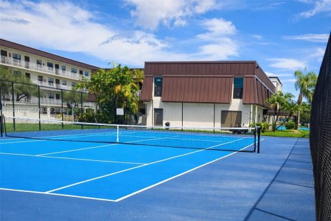 Купить кондоминиум в Дания-Бич, Флорида 1 спальня, 71.35м2, № 2048079 - фото 12