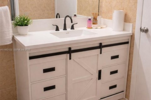 Купить кондоминиум в Дания-Бич, Флорида 1 спальня, 71.35м2, № 2048079 - фото 9