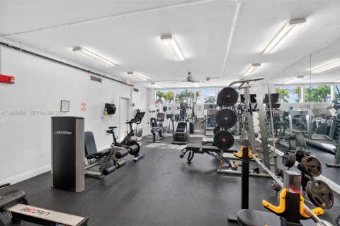 Condominio en venta en Miami Beach, Florida, 2 dormitorios, 104.24 m2 № 2049309 - foto 30