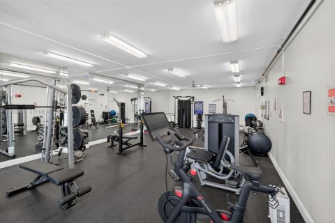 Condominio en venta en Miami Beach, Florida, 2 dormitorios, 104.24 m2 № 2049309 - foto 27