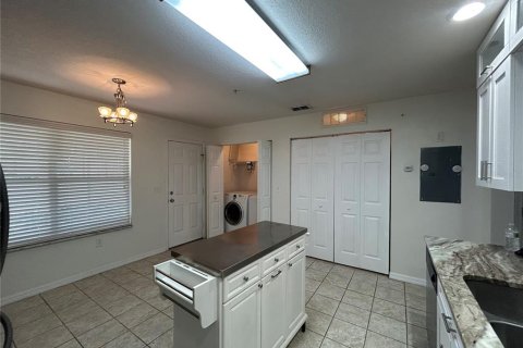 Apartamento en alquiler en Gainesville, Florida, 3 dormitorios, 131.92 m2 № 1901643 - foto 3