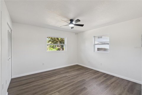 Casa en venta en Leesburg, Florida, 3 dormitorios, 140 m2 № 2157029 - foto 14