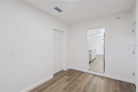 Casa en venta en Leesburg, Florida, 3 dormitorios, 140 m2 № 2157029 - foto 12