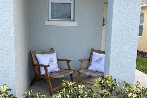 Casa en venta en New Smyrna Beach, Florida, 3 dormitorios, 151.71 m2 № 1870500 - foto 2