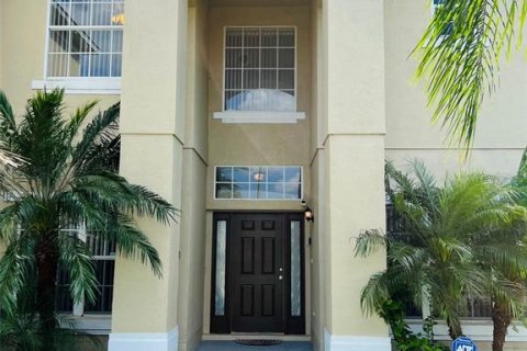 Villa ou maison à louer à Kissimmee, Floride: 6 chambres, 248.89 m2 № 2280581 - photo 3