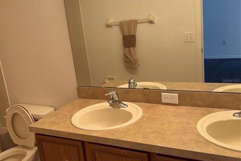 Villa ou maison à louer à Kissimmee, Floride: 6 chambres, 248.89 m2 № 2280581 - photo 19