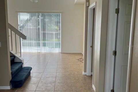 Villa ou maison à louer à Kissimmee, Floride: 6 chambres, 248.89 m2 № 2280581 - photo 4