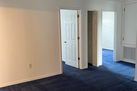 Villa ou maison à louer à Kissimmee, Floride: 6 chambres, 248.89 m2 № 2280581 - photo 22