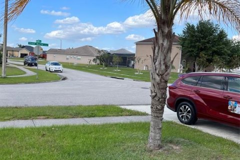 Villa ou maison à louer à Kissimmee, Floride: 6 chambres, 248.89 m2 № 2280581 - photo 29