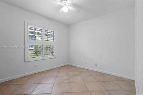 Casa en venta en Weston, Florida, 3 dormitorios, 147.53 m2 № 2011628 - foto 22