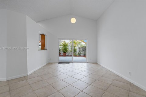Casa en venta en Weston, Florida, 3 dormitorios, 147.53 m2 № 2011628 - foto 9