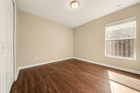 Casa en venta en Groveland, Florida, 3 dormitorios, 180.42 m2 № 2091581 - foto 7