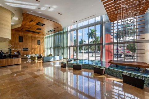 Condo in Miami, Florida, 1 bedroom  № 1977243 - photo 18