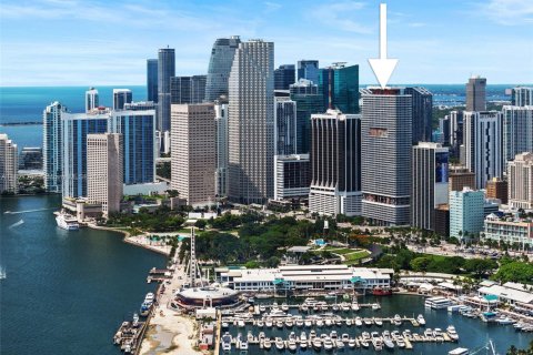 Condo in Miami, Florida, 1 bedroom  № 1977243 - photo 25