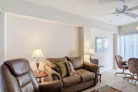 Condominio en venta en Venice, Florida, 2 dormitorios, 73.67 m2 № 1439331 - foto 11