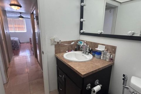 Copropriété à vendre à Plantation, Floride: 1 chambre, 89.19 m2 № 2240448 - photo 4
