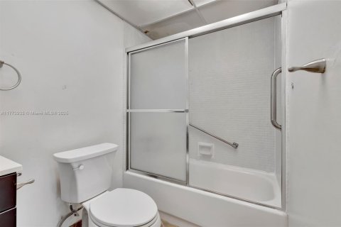 Купить кондоминиум в Делрей-Бич, Флорида 3 комнаты, 66.89м2, № 1861576 - фото 17