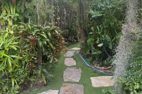 Casa en venta en Miami, Florida, 3 dormitorios, 150.87 m2 № 1976424 - foto 4