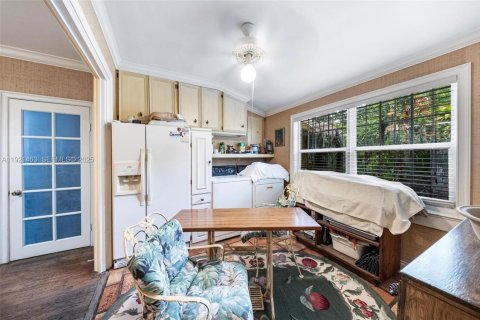 Casa en venta en Miami, Florida, 3 dormitorios, 150.87 m2 № 1976424 - foto 8