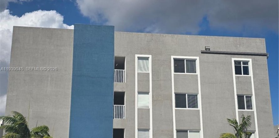 Appartement à Miami, Floride 2 chambres, 2354.52 m2 № 1996185