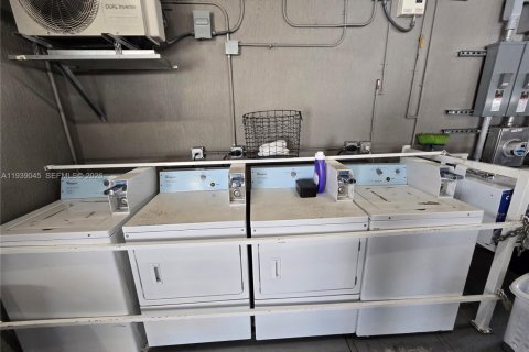 Appartement à louer à Miami, Floride: 2 chambres, 2354.52 m2 № 1996185 - photo 21