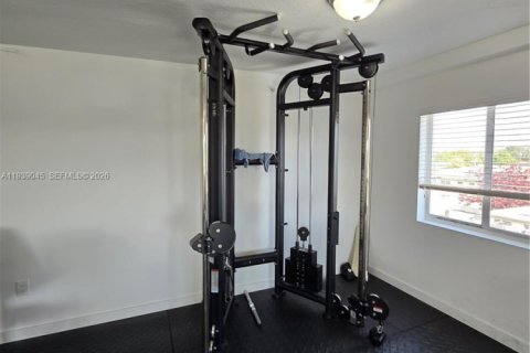 Appartement à louer à Miami, Floride: 2 chambres, 2354.52 m2 № 1996185 - photo 18