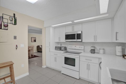 Condominio en venta en Hollywood, Florida, 1 dormitorio, 93.65 m2 № 2155090 - foto 4