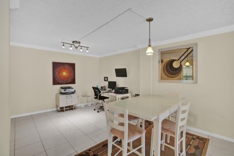 Condominio en venta en Hollywood, Florida, 1 dormitorio, 93.65 m2 № 2155090 - foto 6