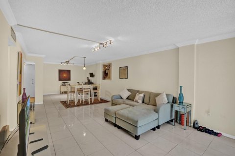 Condominio en venta en Hollywood, Florida, 1 dormitorio, 93.65 m2 № 2155090 - foto 9